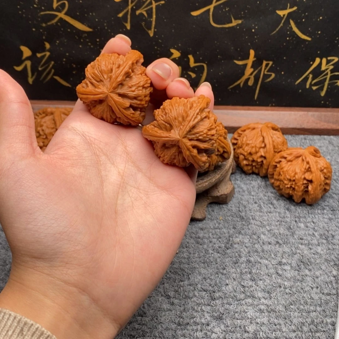 【闪购商品】吊坠文玩核桃笑**生