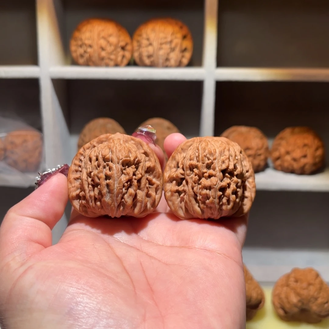 生***丶把件文玩核桃43 尺四座楼