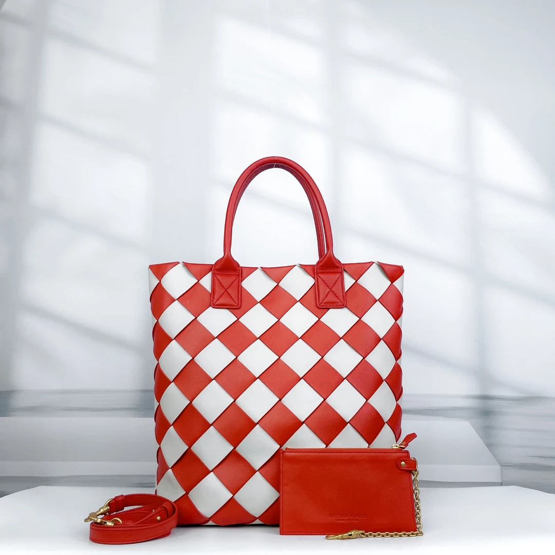 95新 BOTTEGA VENETA/葆蝶家 单肩包/C9208752951