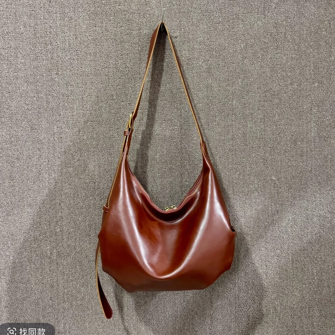 新款饺子包女包女士休闲时尚简约百搭斜挎包大容量饺子包2085