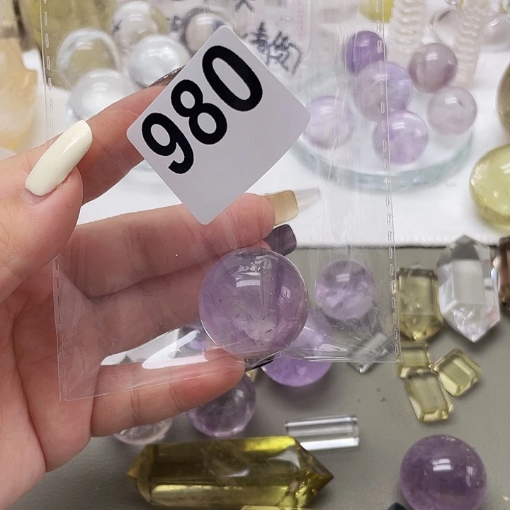 遇***姐水晶未镶嵌珠宝半成品980