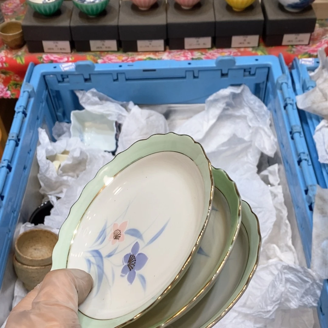 瓷片兔****y适合哈哈哈哈