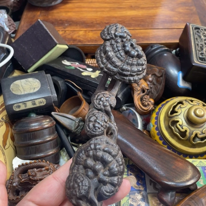 紫檀木类端景台陶瓷艺术艺术中心的