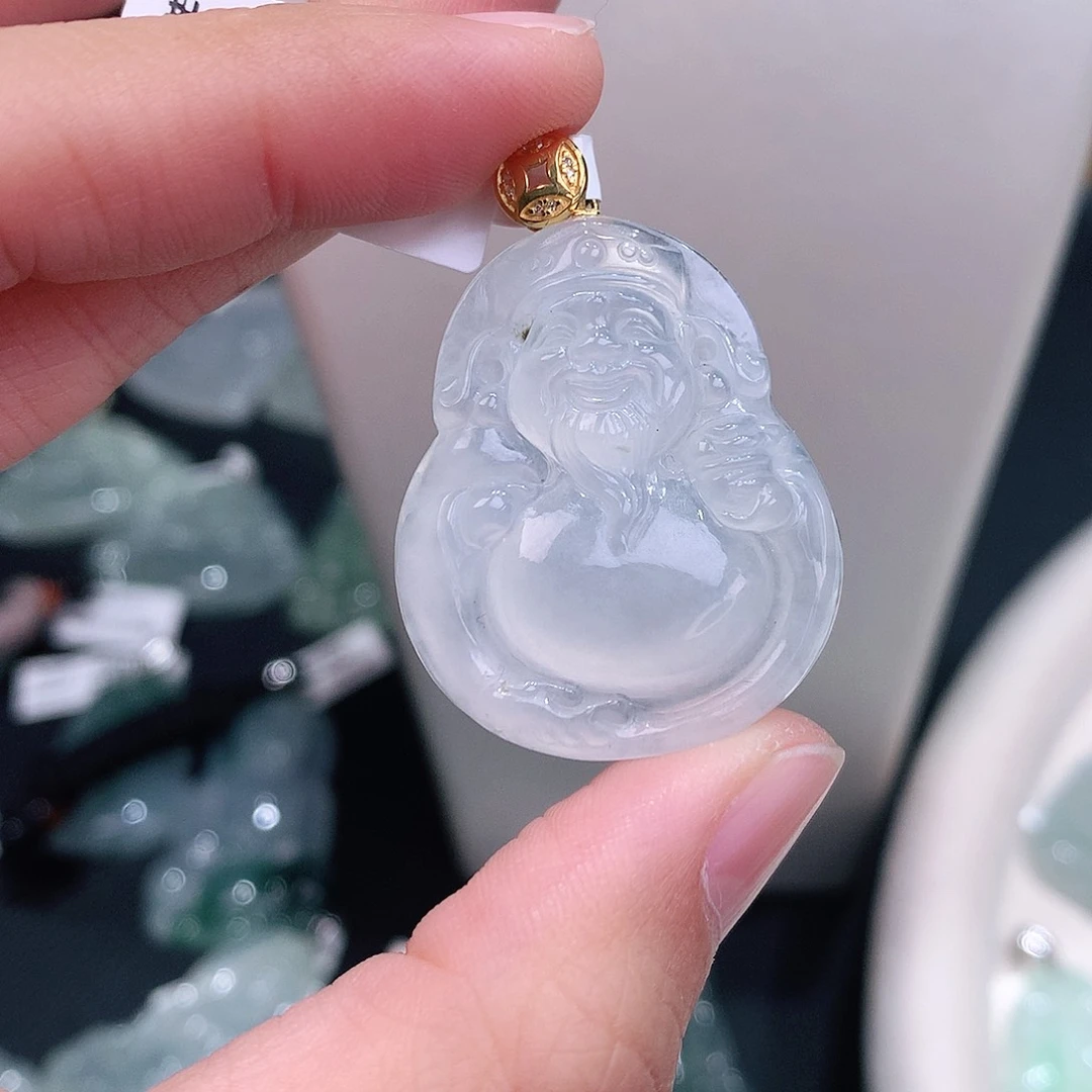 颈饰18K金镶嵌翡翠