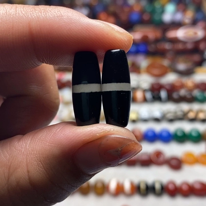 玛瑙/玉髓未镶嵌珠宝奇石