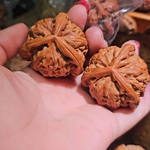 心***情吊坠文玩核桃43精修工艺三楞