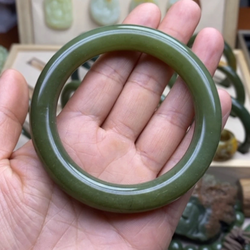 【闪购商品】和田玉手镯未镶嵌