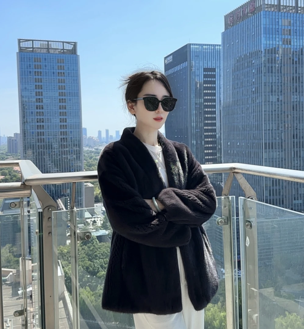 新款进口水貂毛V领外套整貂貂皮女皮草