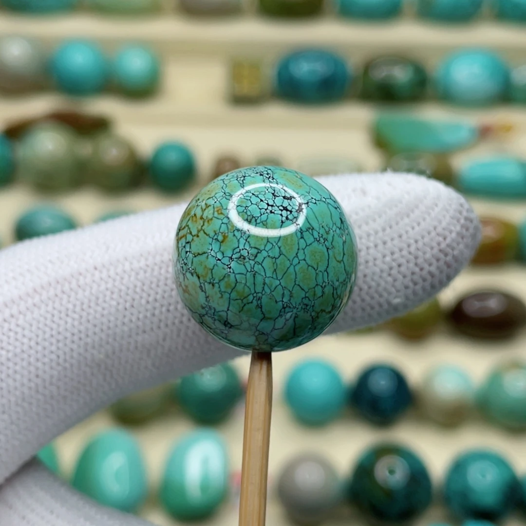 未镶嵌绿松石珠宝奇石