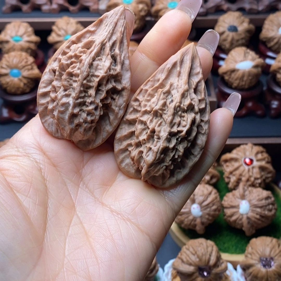 文玩核桃吊坠红缨枪