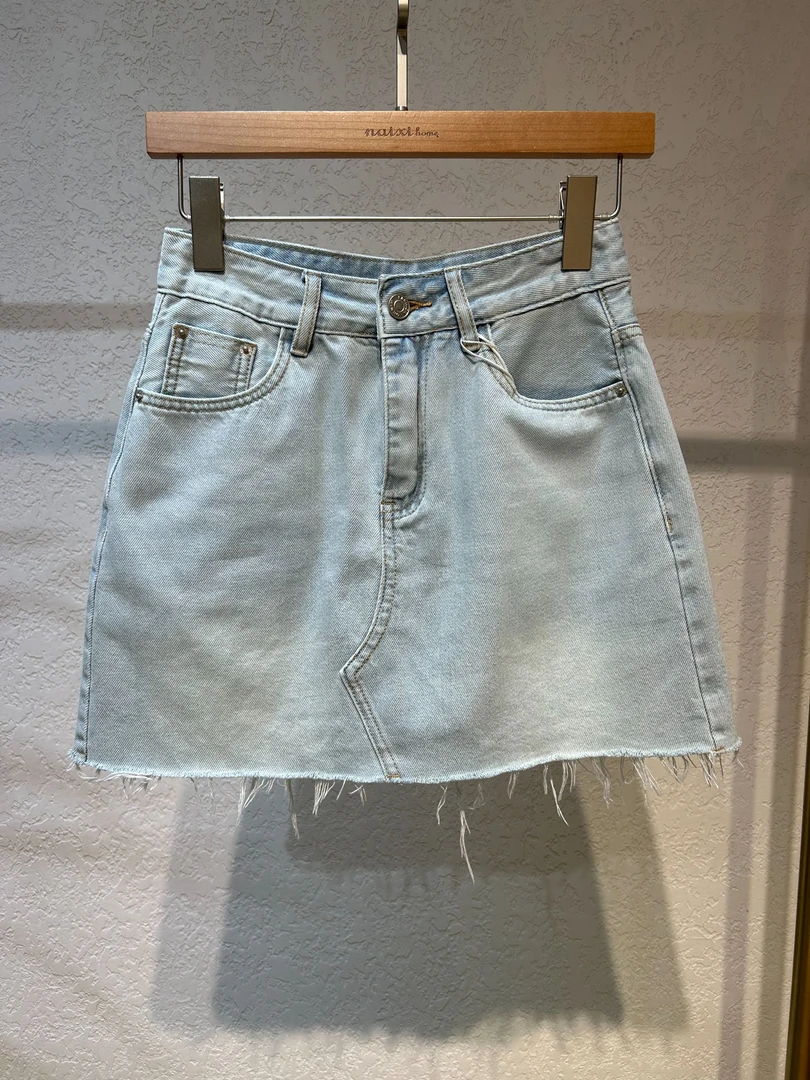 奈兮7766 丁香幽情短裙 牛仔短裙浅蓝色