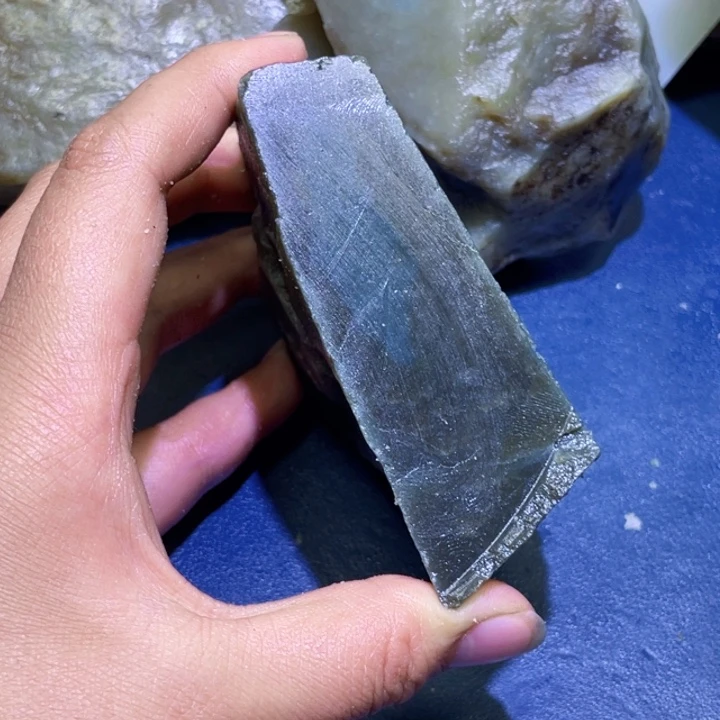 和田玉未镶嵌珠宝半成品