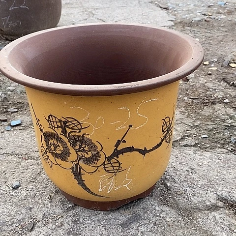 中国离心紫砂花盆，