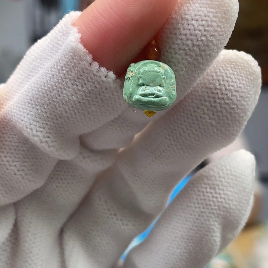 绿松石未镶嵌挂件