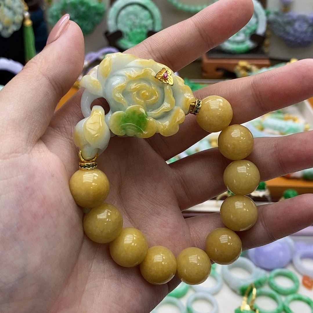 颈饰未镶嵌翡翠手链