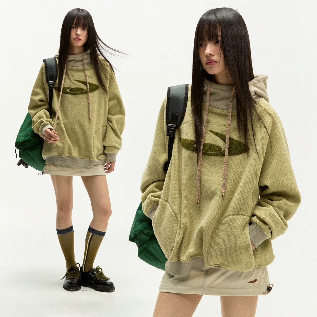 【交个朋友】江南先生摇粒绒拼接卫衣毛巾绣宽松连帽上衣JN54V66