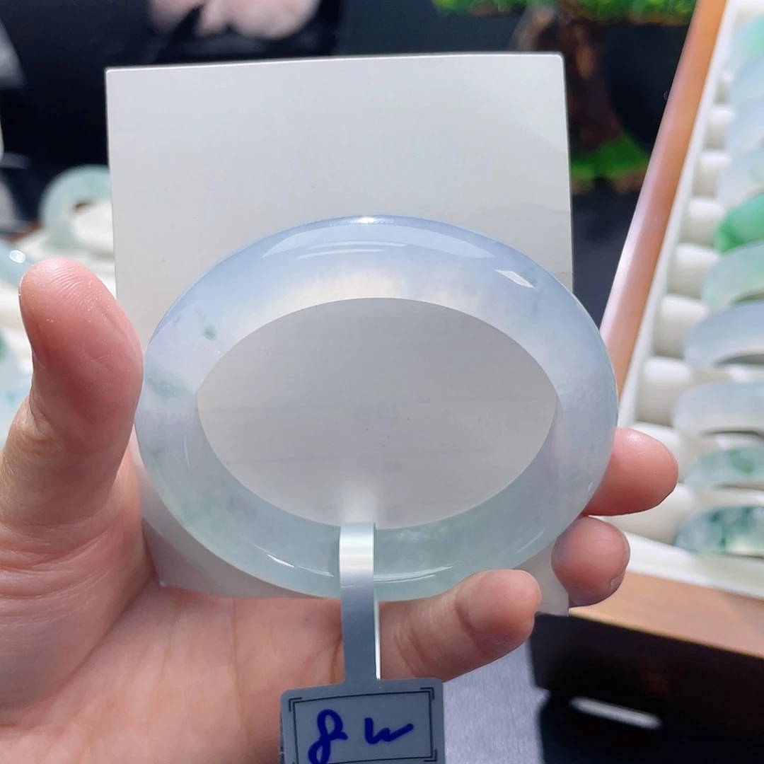 翡翠未镶嵌手镯52蓝冰