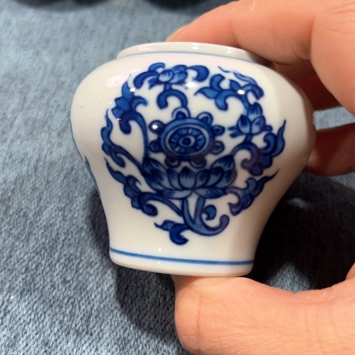 贝****1源思陶瓷有限公司