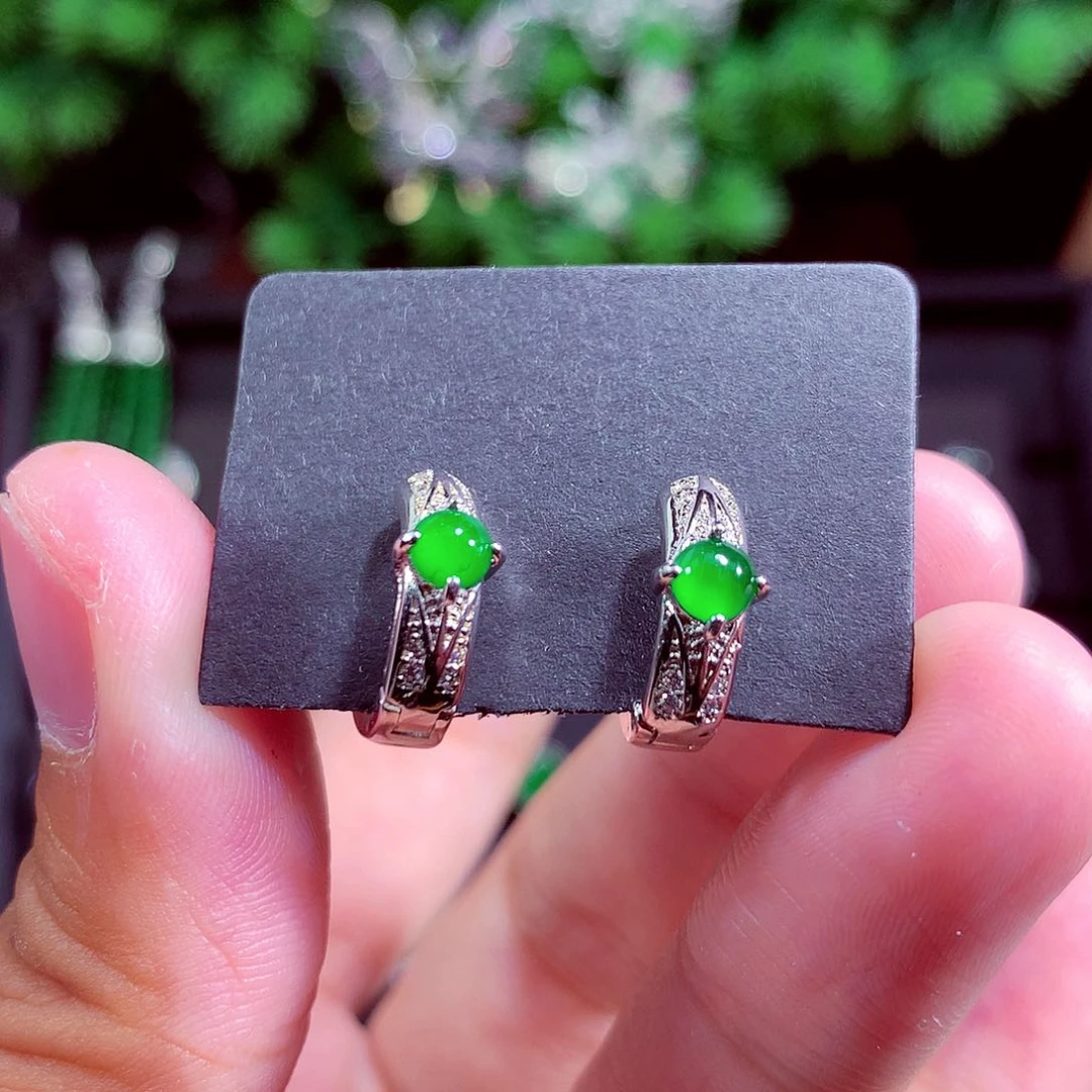 颈饰未镶嵌翡翠天然