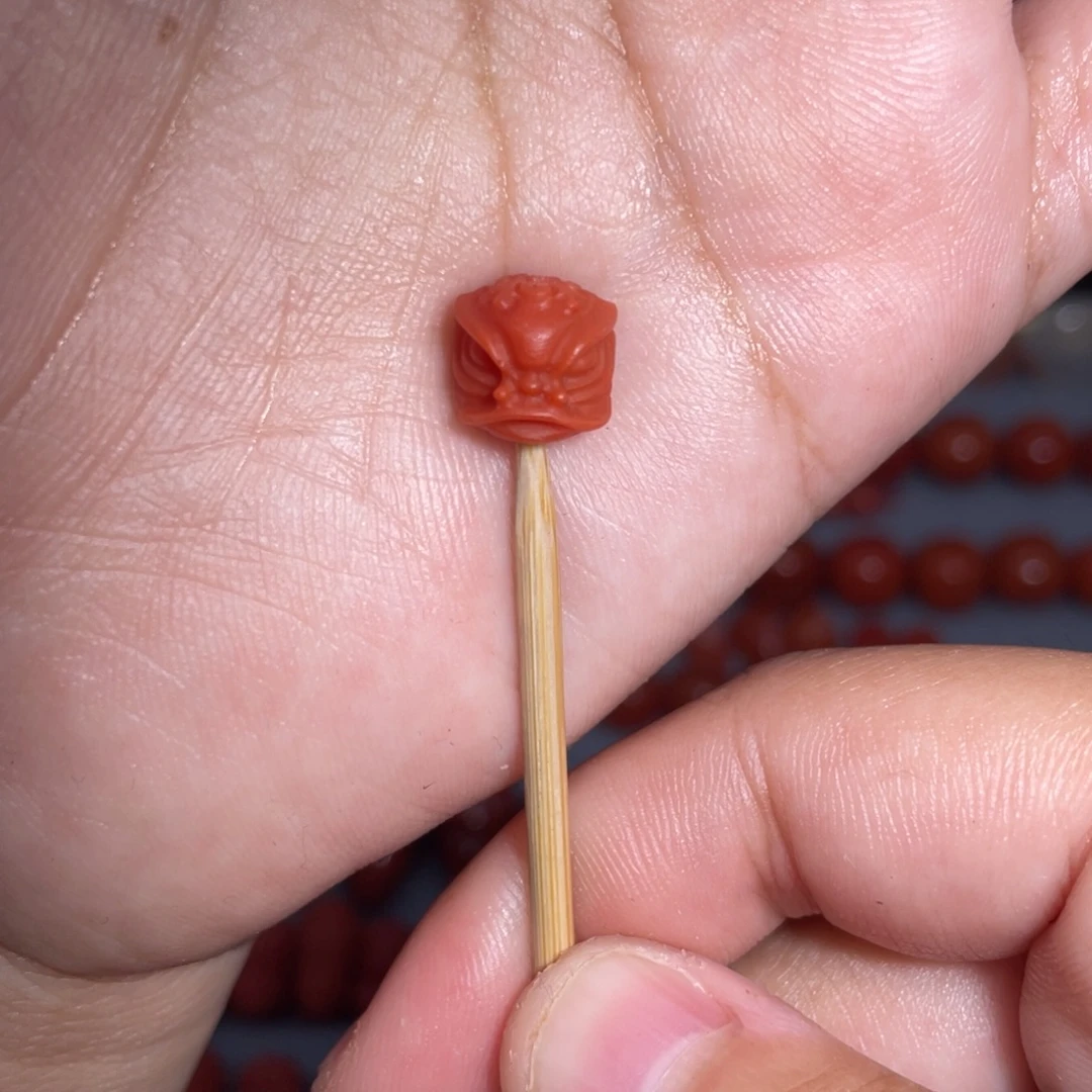 未镶嵌醒狮9.3mm南红玛瑙