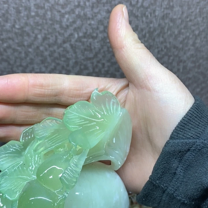 蛇纹石玉手把未镶嵌M****空