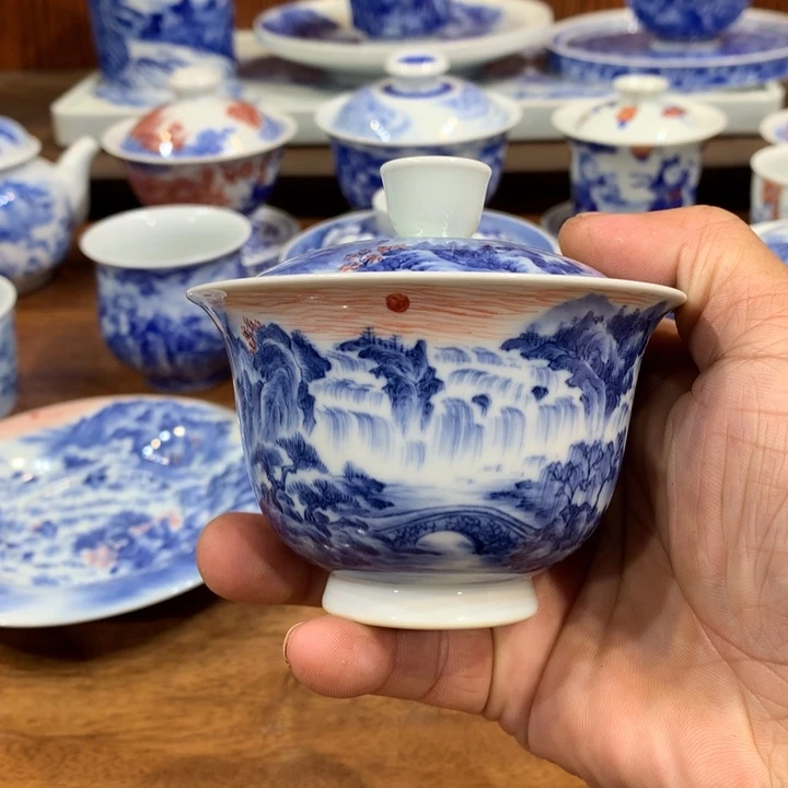 景琳藏青花旭日东升