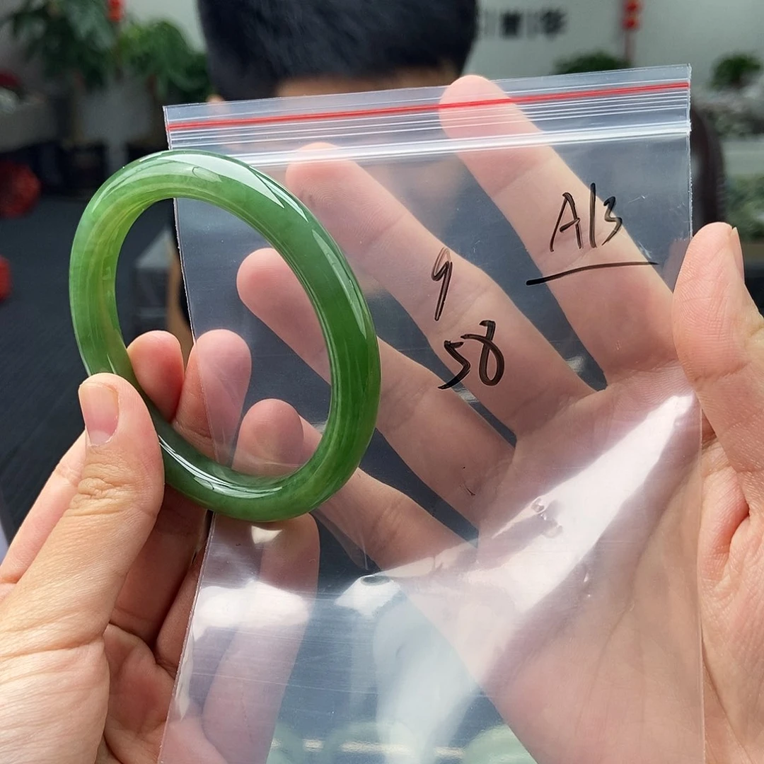 和田玉手镯未镶嵌颜色多样性发拍一发一