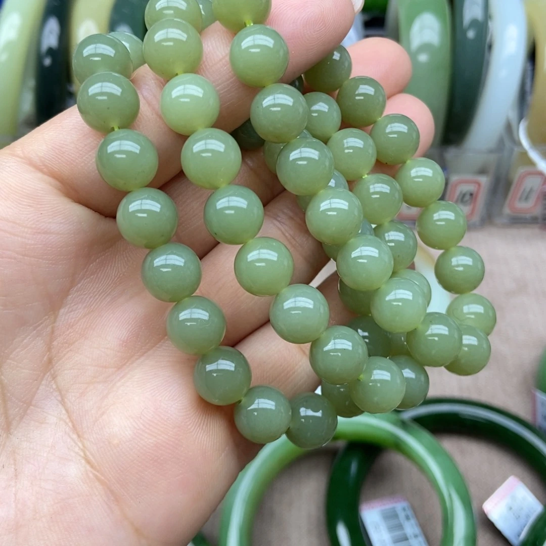 和田玉手链未镶嵌卡10