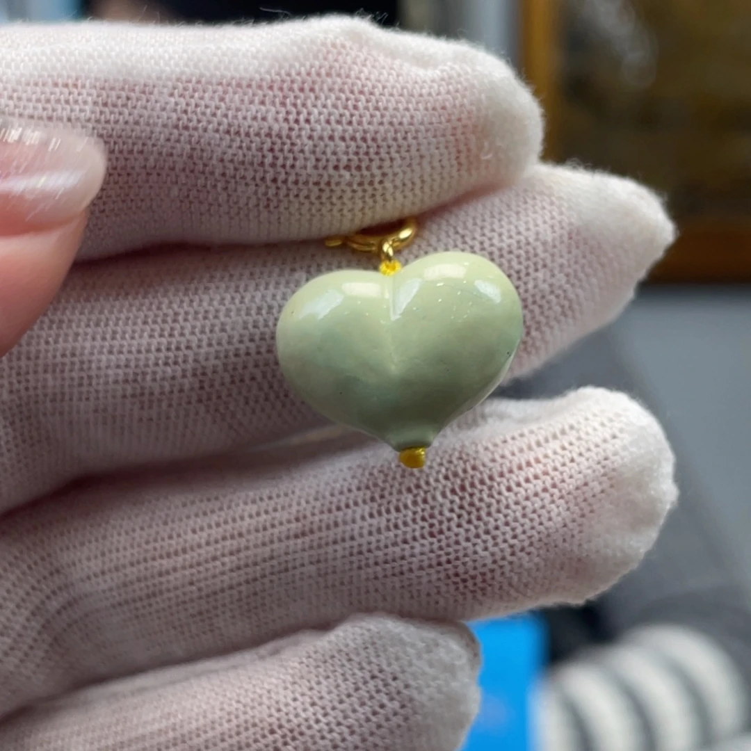 绿松石未镶嵌挂件