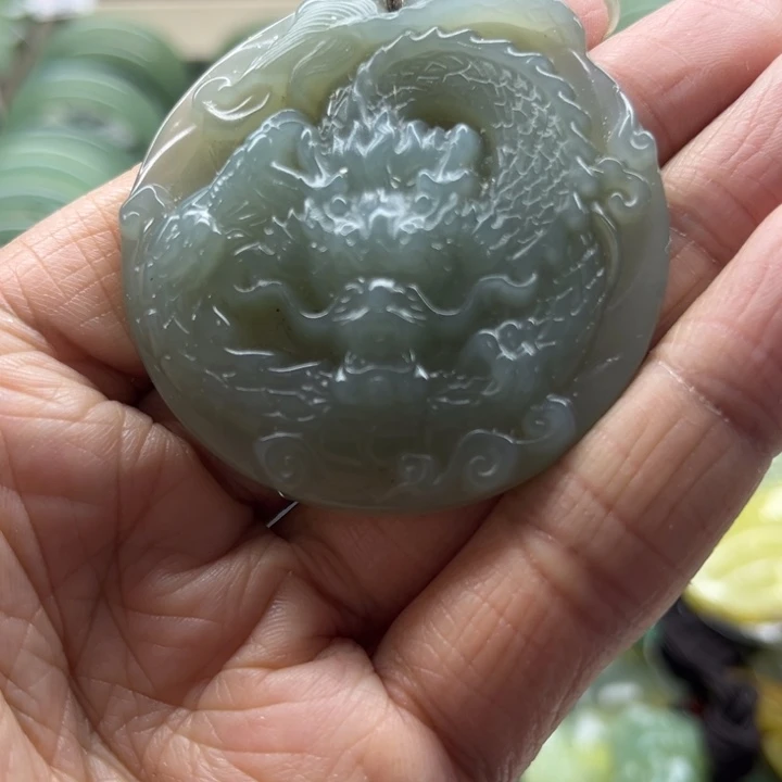 蛇纹石玉未镶嵌手镯30