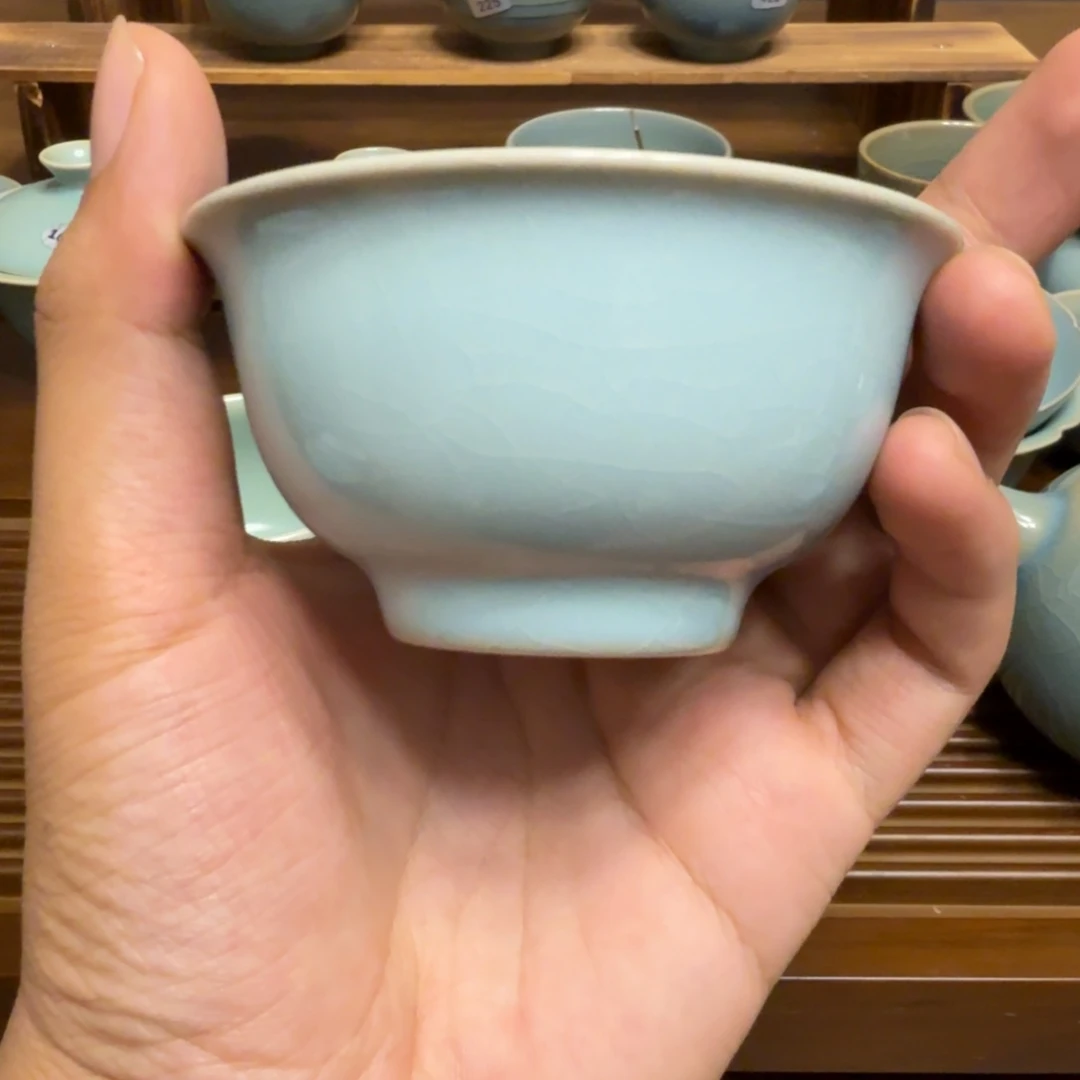 摆件一级天青压手杯
