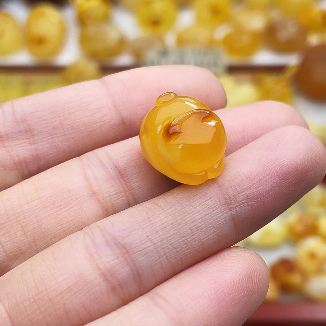 追***歇琥珀未镶嵌吊坠(赠链)