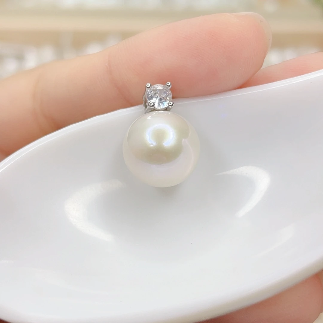 淡水珍珠合金吊坠(赠链)
