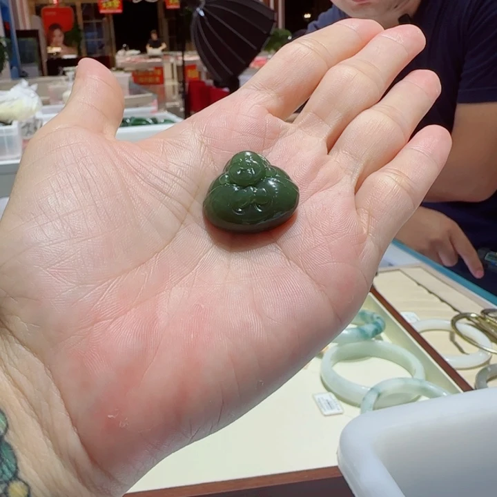 颈饰未镶嵌和田玉371