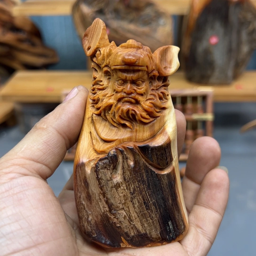 闲***人木崖柏木摆件手把件