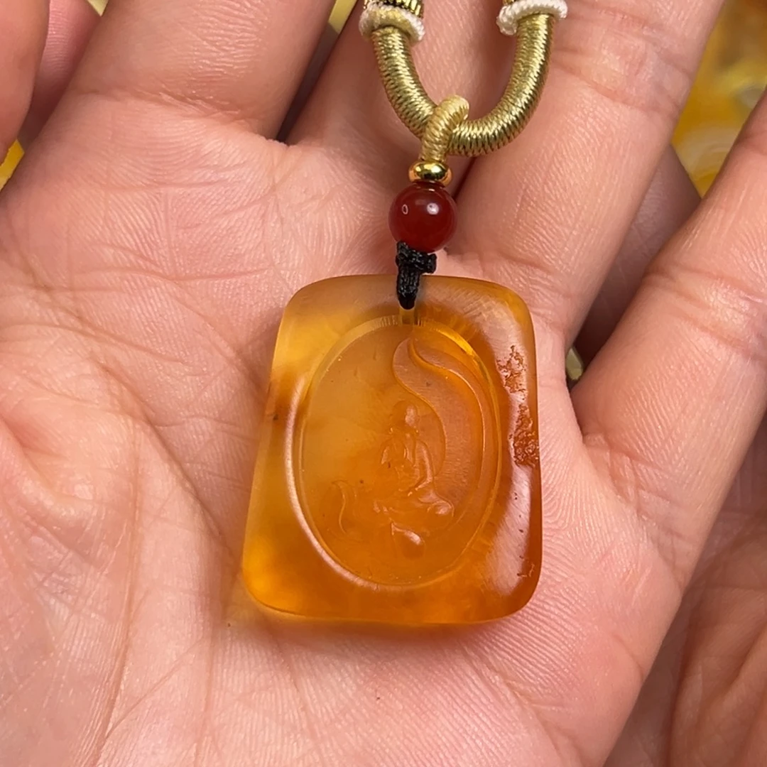 琥珀未镶嵌裸石琥珀