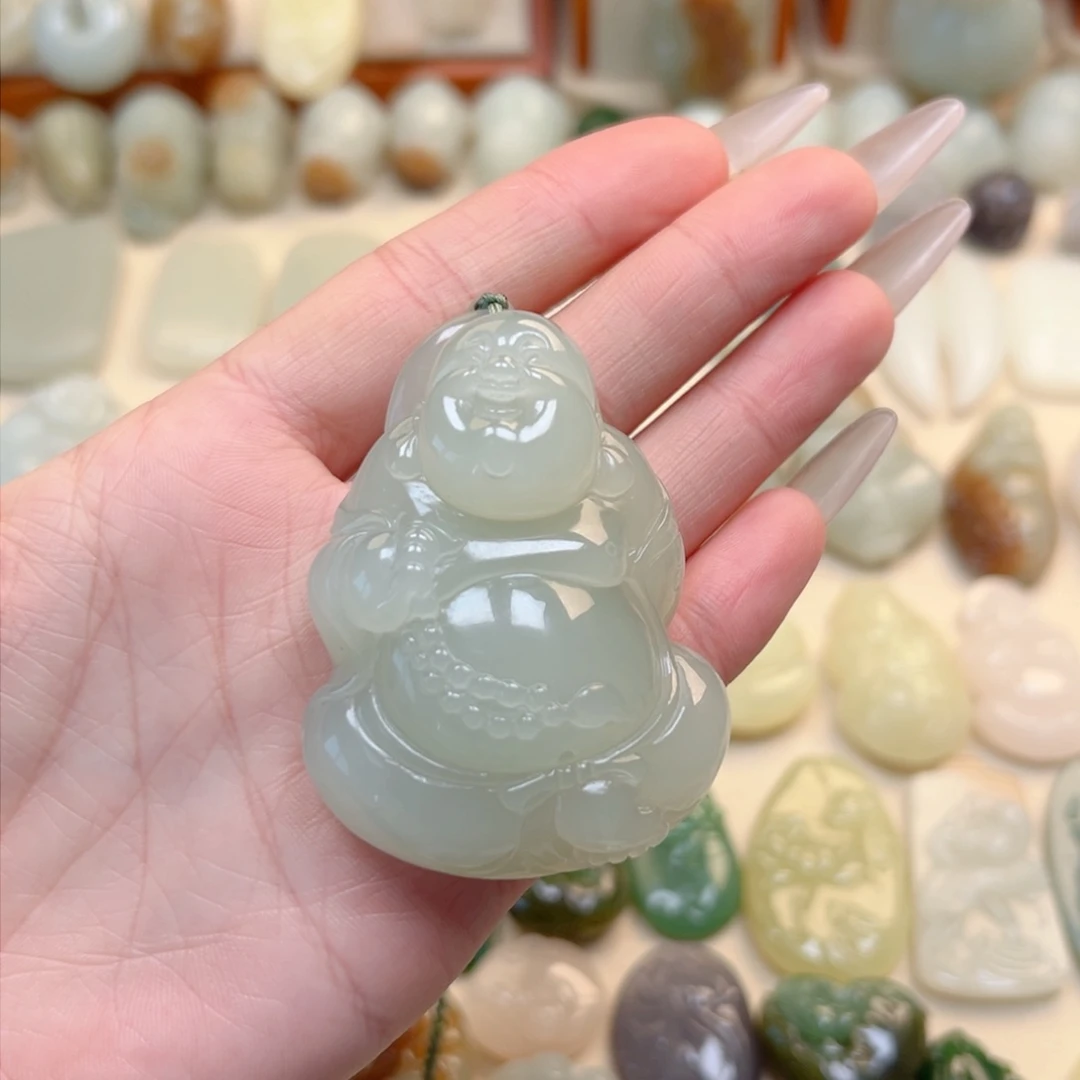 和田玉颈饰未镶嵌一**芳