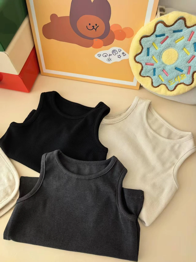 YTJJ三个纯色简单百搭儿童背心