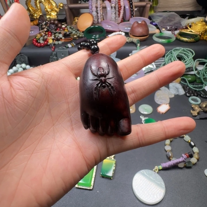 馨***宝安达曼紫檀（花梨木类）知足常乐