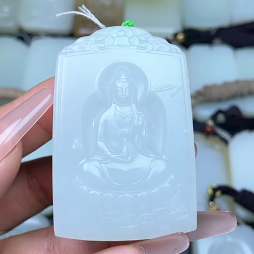 【闪购商品】颈饰未镶嵌和田玉