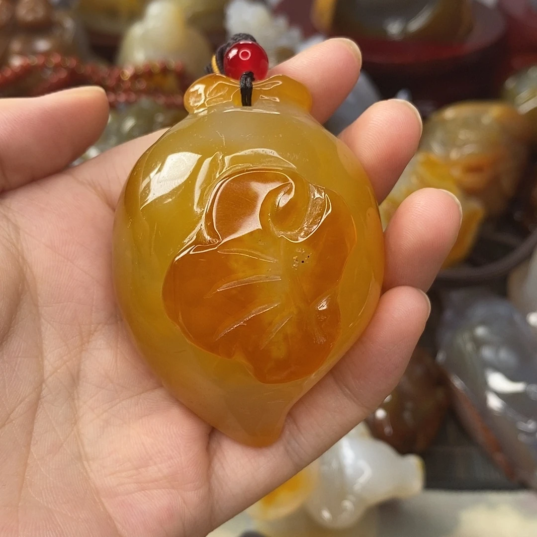 玛瑙/玉髓手把件未镶嵌