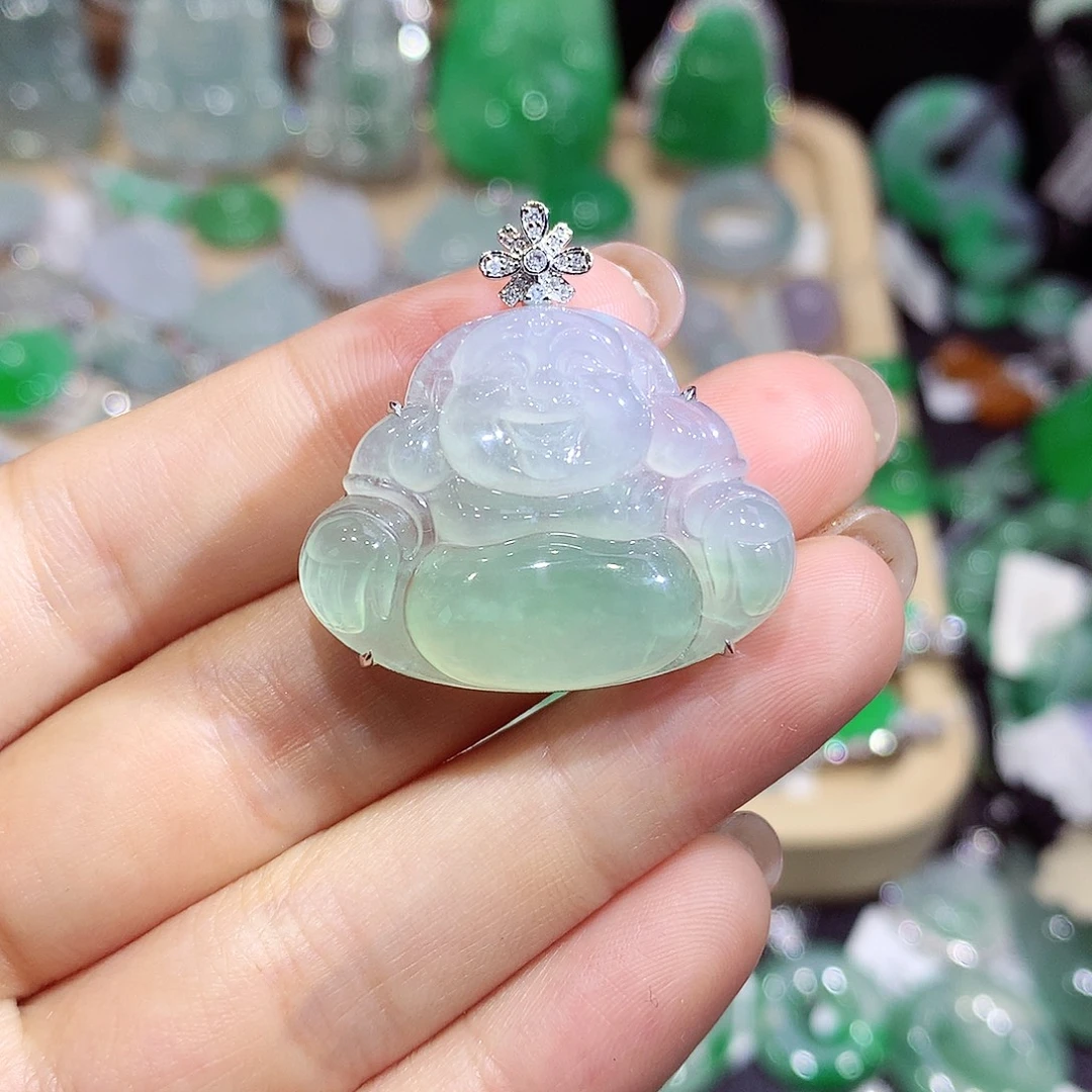 翡翠18K金镶嵌颈饰佛