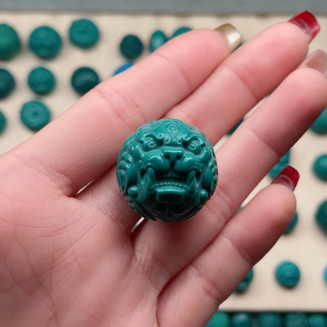 【闪购商品】玻璃颈饰老油绿貔貅22左右一个