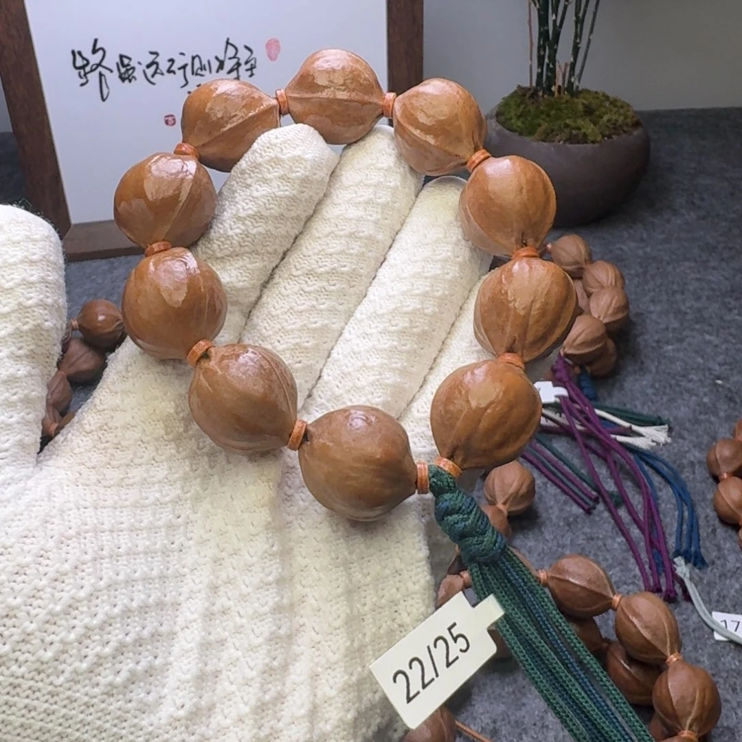 孙***亿橄榄核手串/手链22/25鲨鱼背