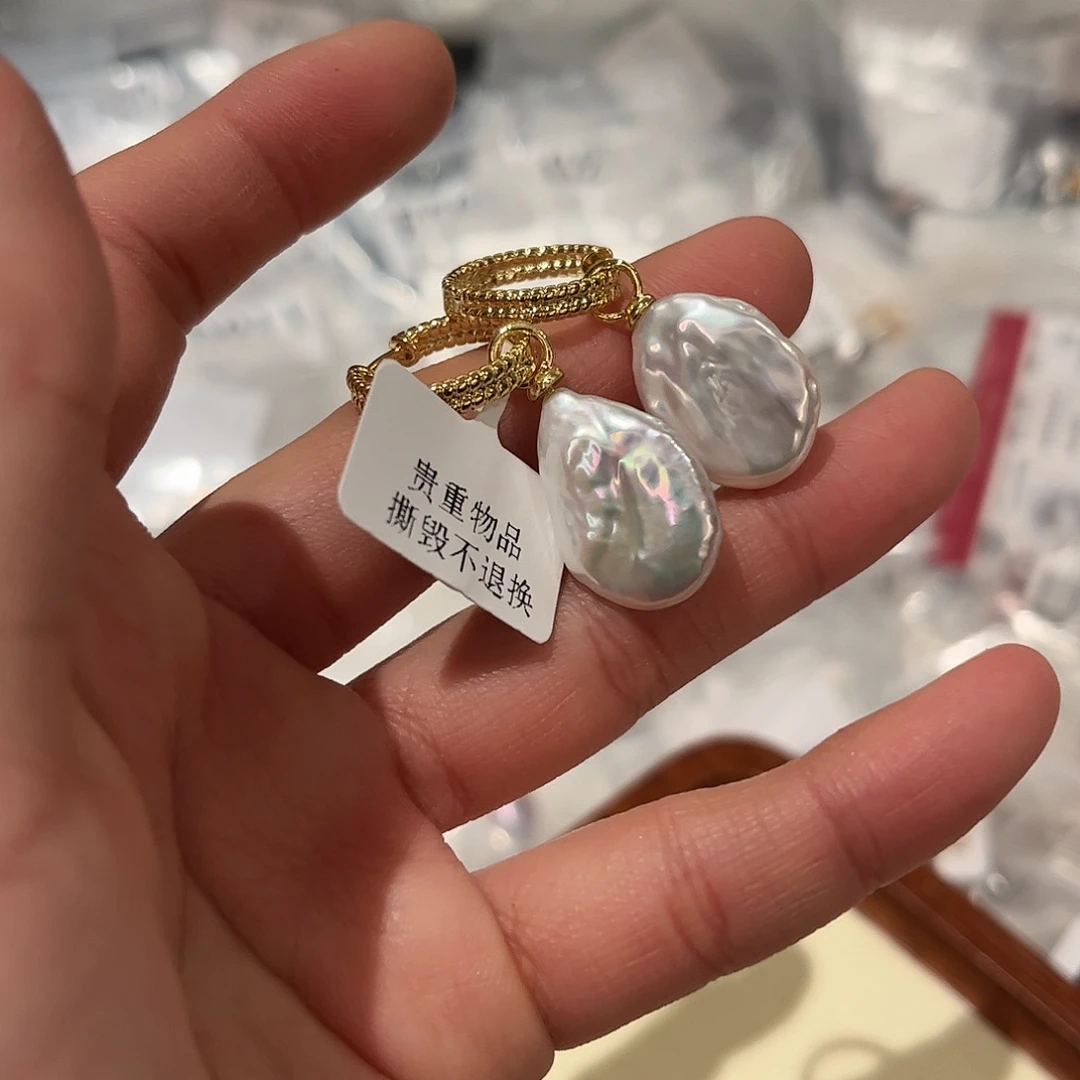 淡水珍珠耳饰合金