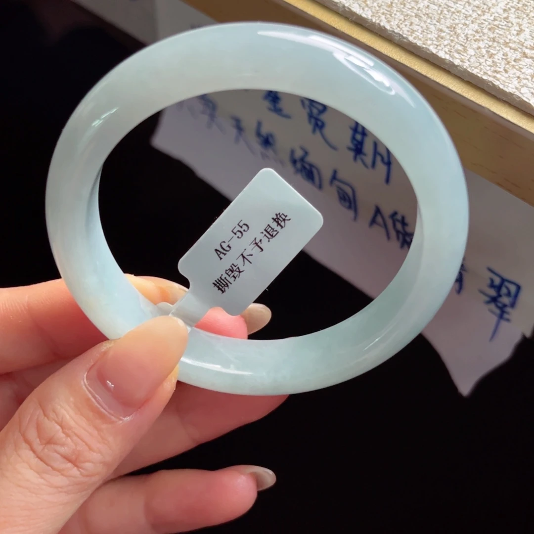 翡翠未镶嵌手镯手镯