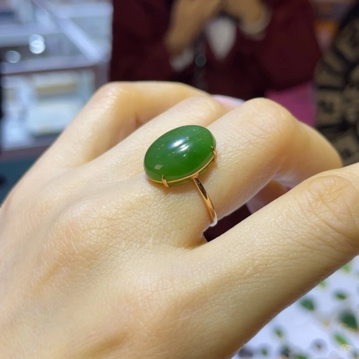 开***心和田玉18K金镶嵌戒指