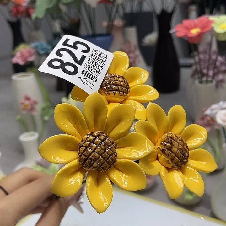 陶瓷纯手工捏花设计