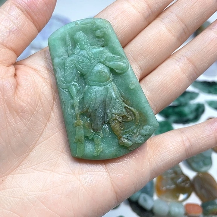定制翡翠未镶嵌翡翠
