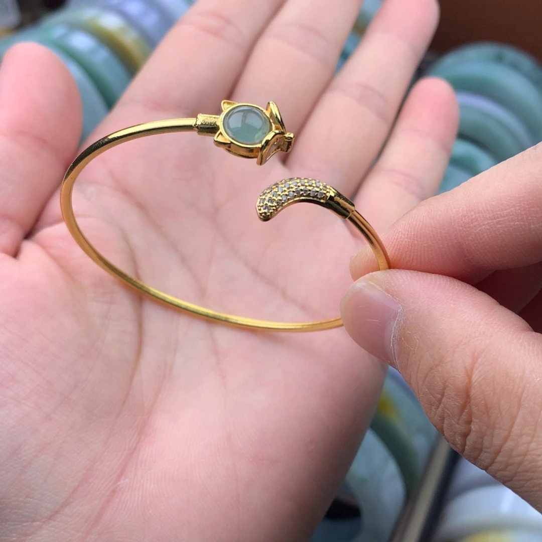 未镶嵌手镯翡翠手镯